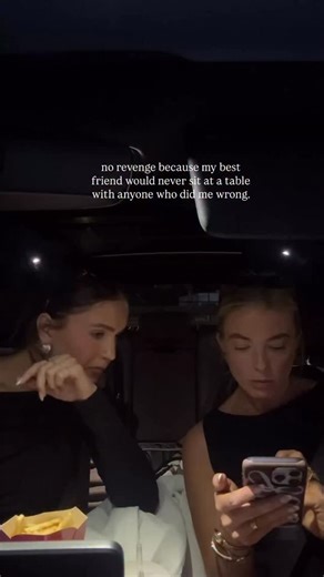 DANIE MARGO on Instagram: "The biggest flex ❤️ #bestfriend #friendshipgoals #girldate"