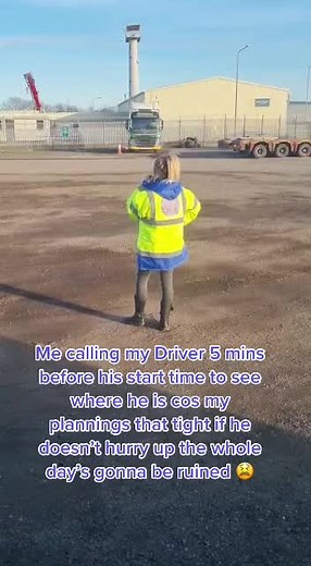 He’s nearly here…..😅 #hgv #transportplanning #hgvlife #hgvdriver
