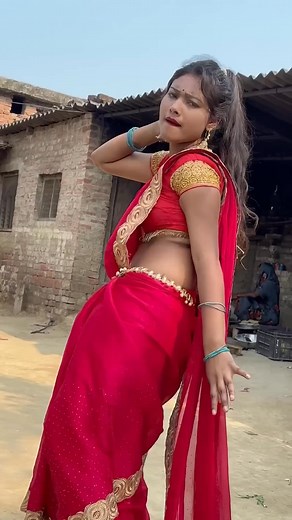34K reactions · 762 shares | Out going chalata #viralpost2025 #trendingreel #ysuman #beby #reels #video #trending #रील | Beby Suman Dancer | Facebook