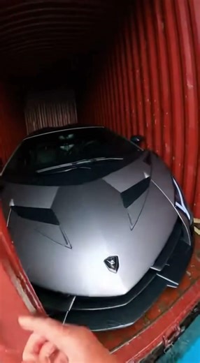 Found a LAMBORGHINI in a shipping container 🤯 #shorts #discovery #luxury #lambo