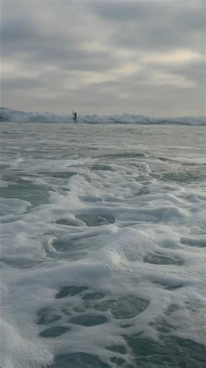 Duck Diving Waves at Salt Creek Beach
