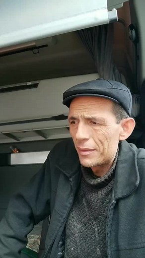 Handling a Twisted Object Inside a Vehicle