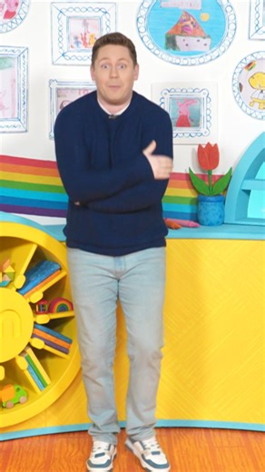 Warm up this Monday morning with David! Do you join in with your milkshakers dancing?? | Milkshake