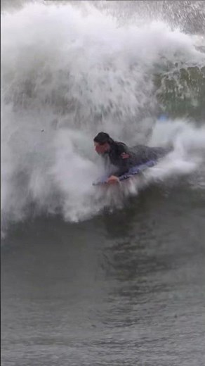 ARS con el bodyboard de Ethan Pérez