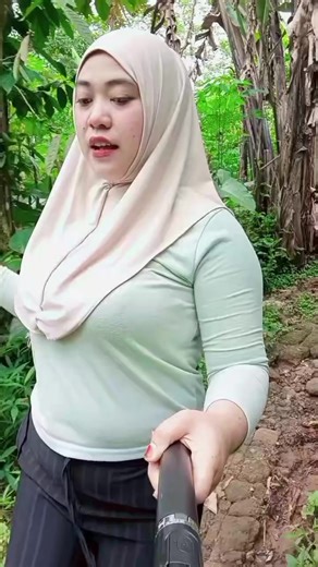 ririsnurmantia (@kuiper_01)’s videos with suara asli - ririsnurmantia