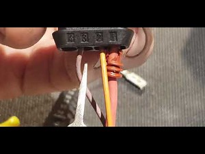 BMW connectors, water pump connector and oil sensor connector