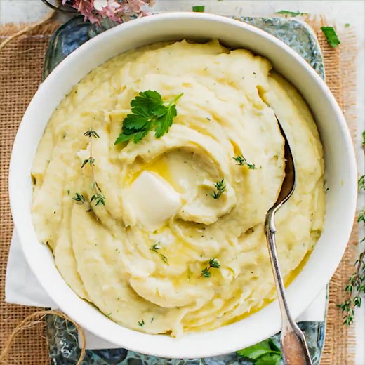 95K views · 759 reactions | Today’s recipe for Vegetable Mash is a creamy comforting alternative to mashed potatoes. It’s made using root vegetables, garlic and butter pureed until it has a creamy silky texture. Full Recipe Here: https://www.healthyseasonalrecipes.com/vegetable-mash/ | Healthy Seasonal Recipes | Facebook
