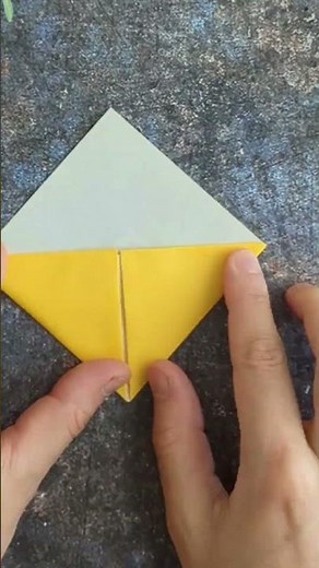 Easy Triangle Corner Origami Bookmark | DIY Paper Craft for Beginners #diy #papercraftsandcreations