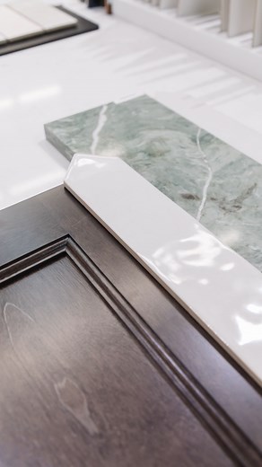 Can I just say, choosing tile to pair with your cabinet and countertop doesn’t need to be complicated. When you know what to look for: tone, texture, and balance, the right materials start to stand out. This part of the process is where things begin to click. If you’re building or renovating in North Carolina and want someone who sees the full picture, I’d love to hear what you’re working on. #SetInStoneNC #StoneSlabs #TileDesign #CustomCabinetry | Set In Stone