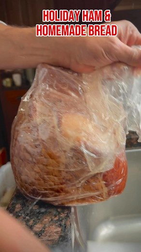 Homemade bread and Holiday ham! I’ve been using the same recipes for more than 30 years! Recipes below! If it ain’t broke why try to fix it! Also head on over to my blog to see the new look! I did some ‘renovations’ to make recipes easier and quicker to find —and more aesthetic for you. Now you know why I’ve been MIA.😀 Happy Holidays and Happy Cooking!#hamrecipe #holidayham #besthamrecipes #homemadebread #breadrecipe #holidaycooking #breadandham | Trini Cooking with Ria