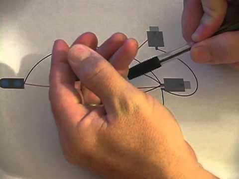 A/B switch and how a DPDT (double pole double throw) switch works