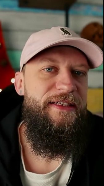 Instantly Impress Your Friends With This Trick