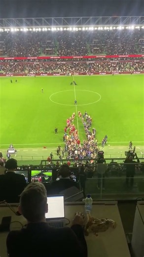 Robert Pirès’ Jubilee Match ❤️ Emotional Guard of Honour for the Legend