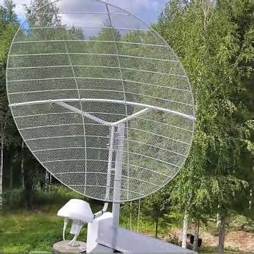 Mobile 4G communications and birch trees//The eternal choice of location and the struggle for int...