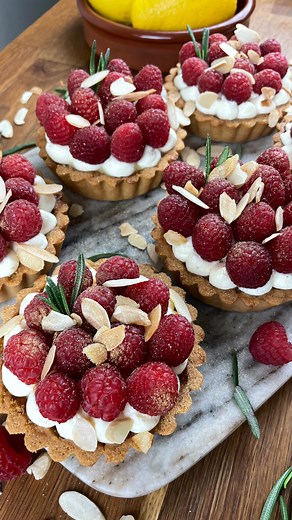 126K views · 48 reactions | Recipe is at the link in my bio✨ Pâte Sablée With Lemon Curd襤 ️ @shicocooks #reels #sweet #sweetooth #dessert #lemon #lemoncurd #patesablee #baking #festive #delicious #yum | Shicocooks | Facebook