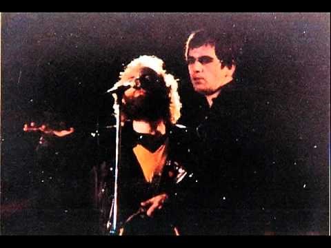 Peter Gabriel & Phil Collins Live 1979 The Lamb Lies Down on Broadway