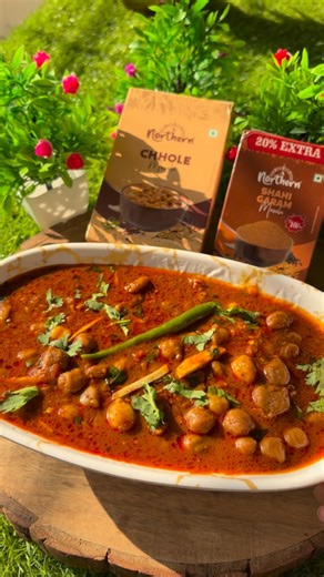 Try the Best Bites on Instagram: "Dhaba-style Chhole Masala 😍🍛 Rich, flavourful & perfectly spiced Made using Northern Spices Chhole Masala & Garam Masala ❤️ Save & try this recipe! Method: Soak chhole overnight. Transfer them to a pressure cooker with water. Place whole spices and a tea bag (or tea leaves) in a small strainer and keep it inside the cooker. Close the lid and pressure cook until the chhole turn soft. Heat oil in a kadhai. Add cumin seeds and let them crackle. Add finely chopped