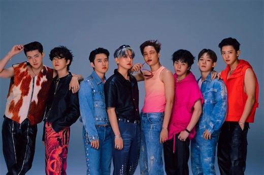 EXO win #1   Performances from July 21st 'Music Bank'!