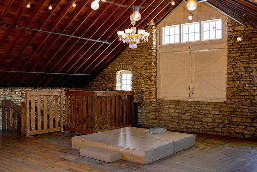 15 Attic Lighting Ideas that Will Transform This Space - KnockOffDecor