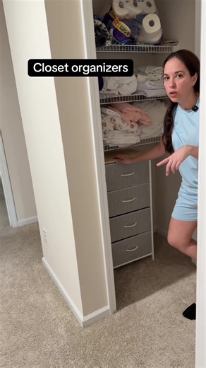 Effective Closet Organizers for Smart Storage Solutions