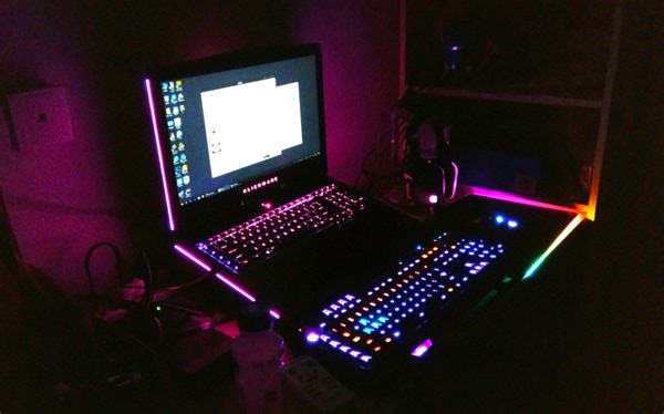 外星人17R5 眼动仪+声音追踪+7.1声音输出~外挂全开……