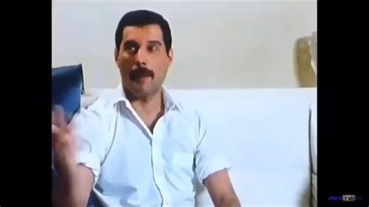 freddie s speaking....#freddiemercury #queenband