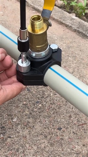 22K views · 77 reactions | Quick way to install a faucet on a pipe #tips #tricks | Hand Work | Facebook