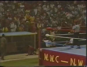 28K views · 411 reactions | #OnThisDay in 1986 : Stan Hansen vs Carlos Colon | RassleRama | Facebook
