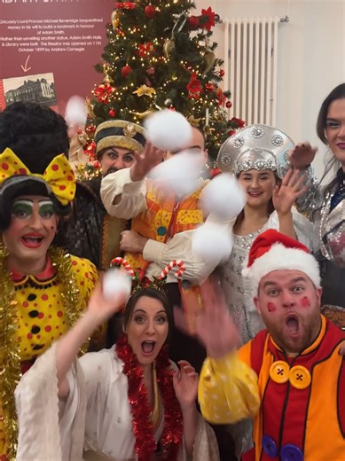 The Aladdin cast have been looking 10/10 this panto season! #trend #adamsmithpanto #fyp #panto #theatretok