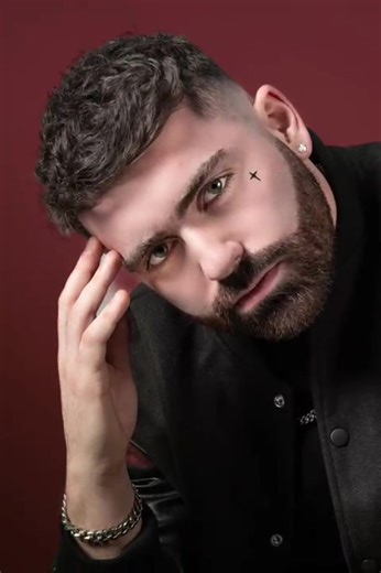 JET Hairdressing Academy has fantastic opportunities, ready for you to kickstart your career in hairdressing or barbering with our apprenticeship program! Don’t miss this chance to learn from industry experts, gain hands-on experience, and unlock your creative potential. ➖ Join us on this incredible journey and become a skilled professional in the world of hairdressing or barbering. ➖ We have work placements across Essex available now! ➖ Link in bio to enrol #apprenticeship #hairdressingapprenti