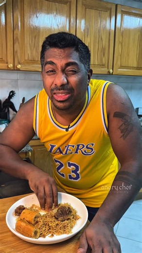 John Tyson on Instagram: "Beef nalli madgout in pressure cooker Melting marrow, aromatic rice… Beef Nalli Madghout that hits the soul Beef 1/2 kg Bone 800 gm Rice 400 gm Oil 50 ml Black pepper corn 1/2 tablespoon Cinnamon stick Dry lemon Onion 2 nos Garlic 1 whole Green chili 4 nos Tomato 2 nos Tomato paste 1 tablespoon Cumin powder 1/2 tablespoon Arabic spices 1/2 tablespoon Turmeric powder 1/4 tablespoon Salt Water ratio 1: 1.5"