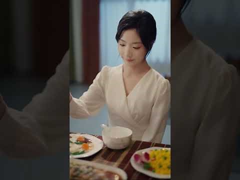 王奕然＆杨殊予 | 八年前一面之缘，各自走入错的人；八年后重逢，她困于残局，他却已抽身；命运再度交织，终没有辜负山海月明。[MULTI SUB | FULL] #MiniDrama #精彩大陆短剧