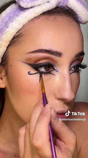 Cleopatra Eye Makeup Tutorial: Step-by-Step Guide