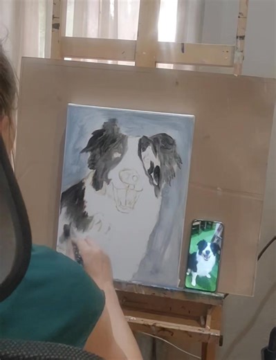 Zindi painting Podgies's portrait 🐶 | Zindi Art Gallery and Gifts