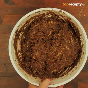Cuketový koláč s mascarpone Celý recept: https://rcpt.cz/wDEr | Toprecepty.cz