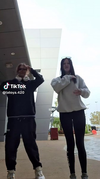 Fun TikTok Dance Routine with Lilly and Latoya