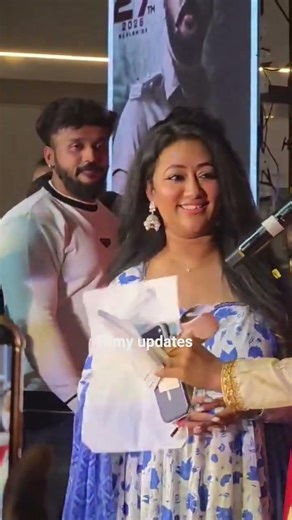 ಹಾಯಾಗ್ರೀವಾ ಸಿನಿಮಾದ ಟ್ರೈಲರ್ ಲಂಚ್ ನಲ್ಲಿ ಡಿ ಬಾಸ್ ಹೆಂಡತಿ ವಿಜಯಲಕ್ಷ್ಮಿ #dboss #shorts