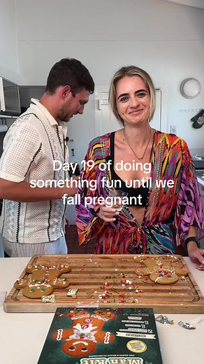 Decorating Gingerbread Man with Drinks | Fun DIY Activity