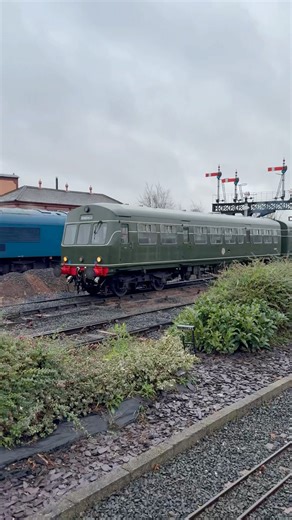 DMU Class 101 Arrives into Kidderminster with the Staff train | SVR | 07/12/2025