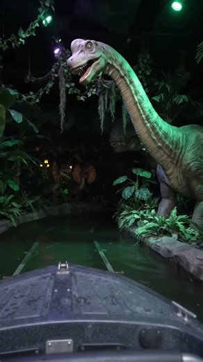 Dinosaur boat ride jurassic jungle boat ride￼ jurassic park theme ride ￼