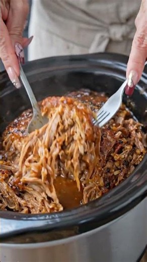 Sticky Shredded Beef 🥩🔥 | Melt In Mouth Slow Cooked Beef Recipe