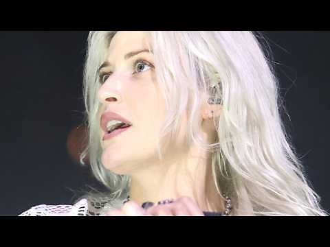 The Untold Truth Of Linkin Park's New Lead Singer