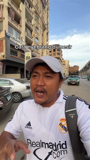 Horn here on error #egypti #jakarta #explore