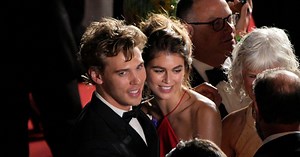 Sealed With a Kiss! Austin Butler and Kaia Gerber Pack on the PDA: Their Cutest Photos