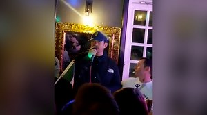 Orlando Bloom sings Irish folk song at pub on St Patrick's Day