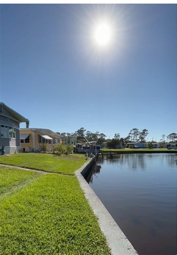 Riverfront Retreat in Estero, FL – Beautiful Waterfront Home