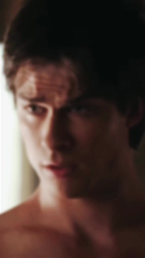 …you can’t spell Damon without “damn” 😮‍💨🥵 @rafa_m0ta #thevampirediaries #damonsalvatore #iansomerholder #salvatore #tvd #tvduedits #delena #theoriginals