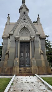 Mountain View Cemetery Oakland, California. #cemetery #cemeteryphotography #grave #graveyards #shots #necropolis #cemeteries #gothic #taphophile #project #gravestone #cemeterywandering #cemeterylovers #death #dead #photography #graveyardphotography #affair #fanatics #tombstone #nation #life #graves #dark #art #taphophilia #bhfyp #urbex #urbanexploration | Crypt Door