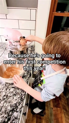 👨‍🍳 Grabbed my Sous Chef to help me bake #baking #boymom #souschef #bakingathome #moments