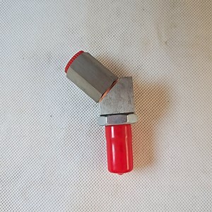 [Hot Item] Universal Cel Fix Check Engine Light Eliminator 45 Degrees O2 Oxygen Sensor Adapter